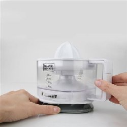 BLACK+DECKER EXPRIMIDOR BXCJ25E